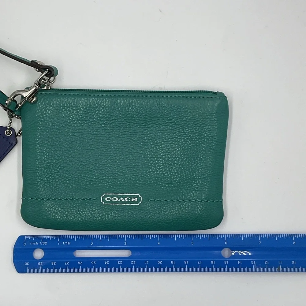 Coach Green Pebbled Leather Wristlet w/ Zipper Accent & Bag Charm *READ